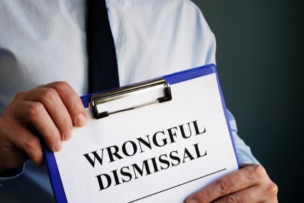 Wrongful dismissal in Toronto, Canada lawyers can help. Cariati Law employment lawyers.