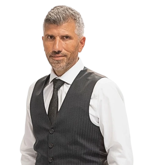 Mario Cariati, top pi lawyer representing injured people in Toronto. Best Toronto car accident lawyers.